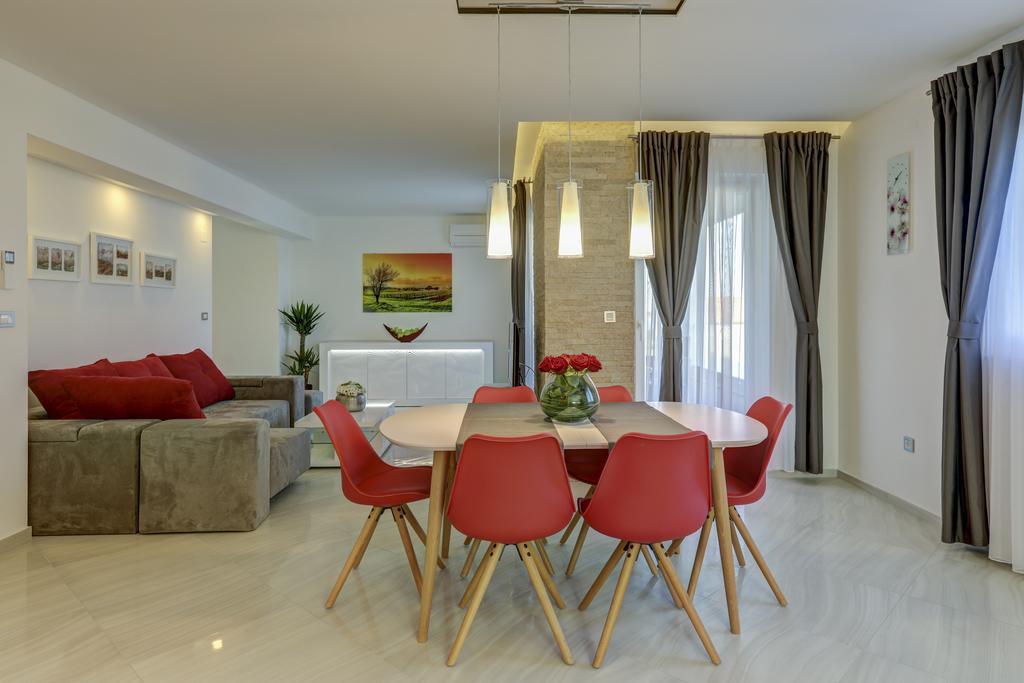 פרמנטורה Viras Luxury Holiday מראה חיצוני תמונה