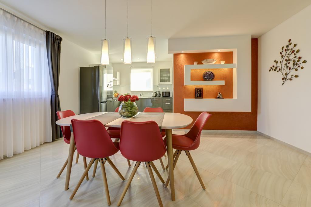 פרמנטורה Viras Luxury Holiday מראה חיצוני תמונה